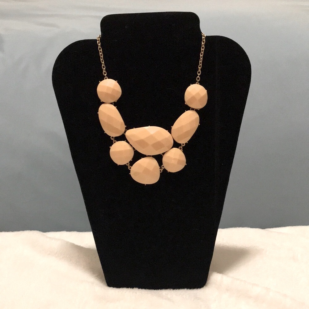 Stylish Cream Statement Necklace